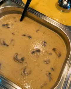 Supă cremă de ciuperci, imaginea 2