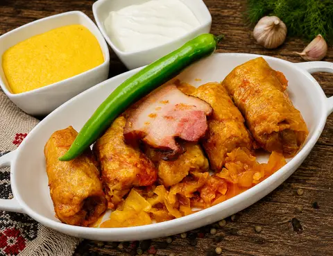 Sărmăluțe de porc